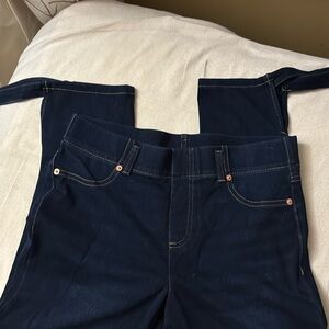 Cute stretchy capris